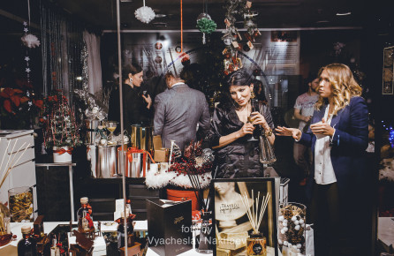 EMIVT2312_fragrancelife_1