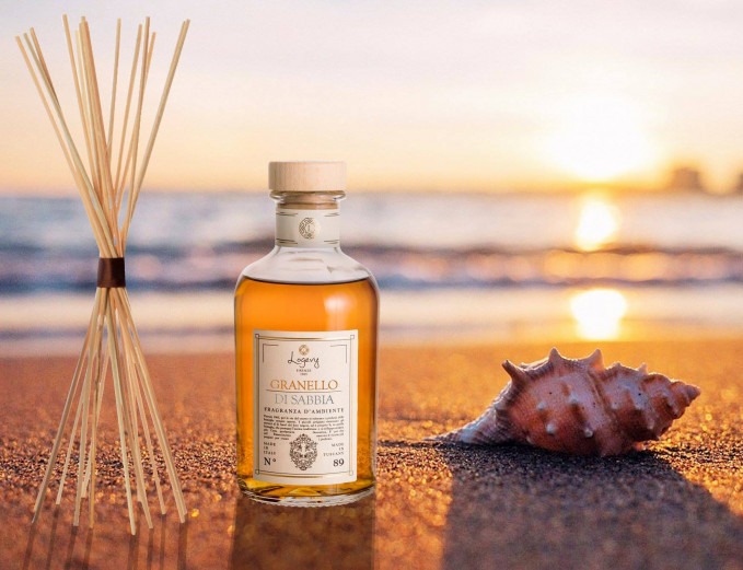 fragrancelife_logevy
